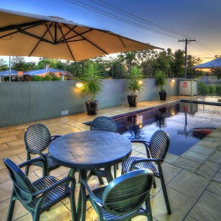 Chinchilla Motor Inn מראה חיצוני תמונה