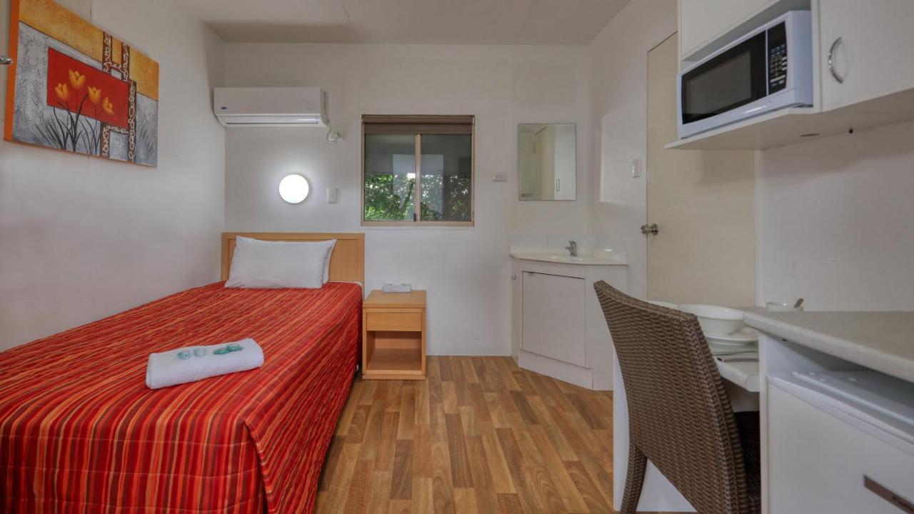 Chinchilla Motor Inn מראה חיצוני תמונה