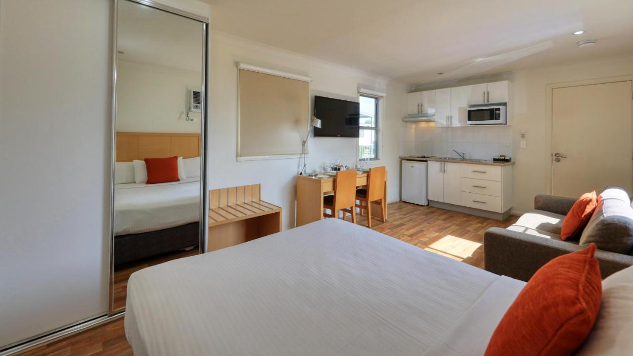 Chinchilla Motor Inn מראה חיצוני תמונה