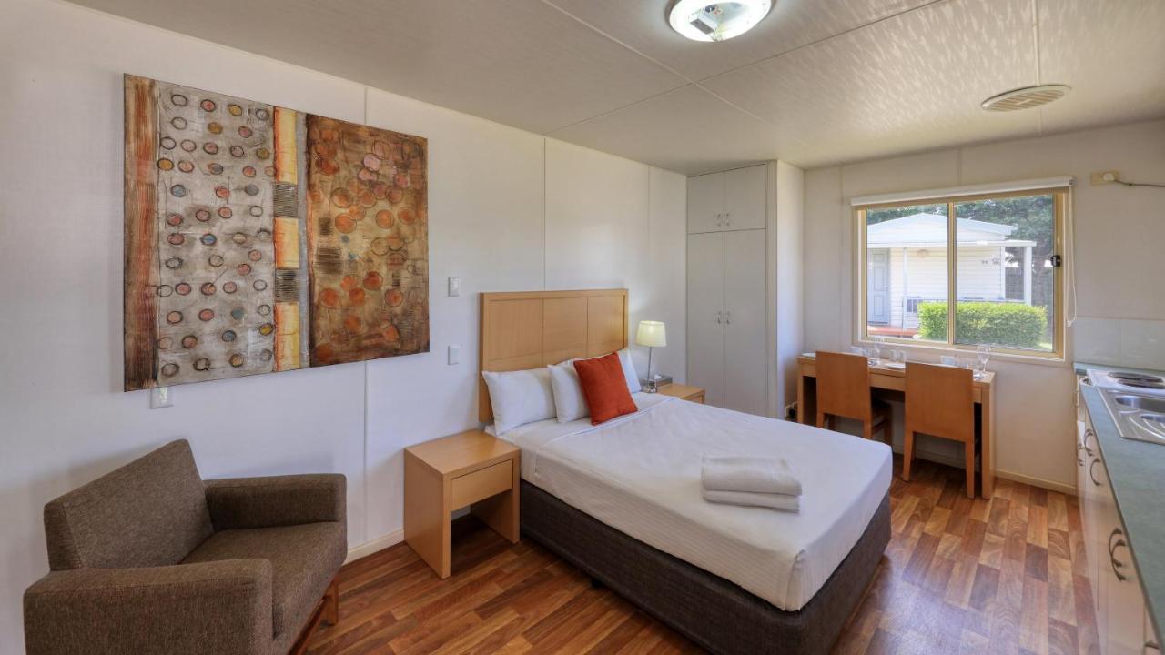 Chinchilla Motor Inn מראה חיצוני תמונה