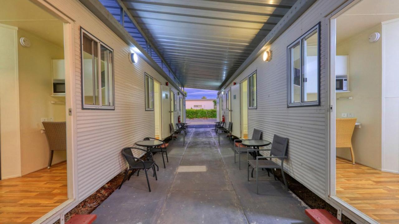 Chinchilla Motor Inn מראה חיצוני תמונה