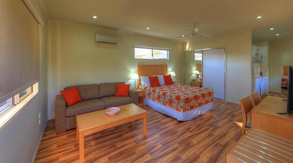 Chinchilla Motor Inn מראה חיצוני תמונה